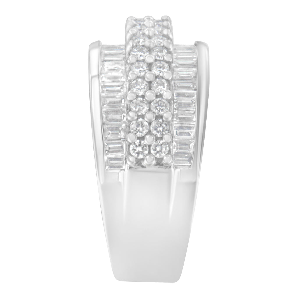 14K White Gold Round and Baguette Diamond Ring (1 1/2 Cttw, F-G Color, SI1-SI2 Clarity) - Size 8 Taven