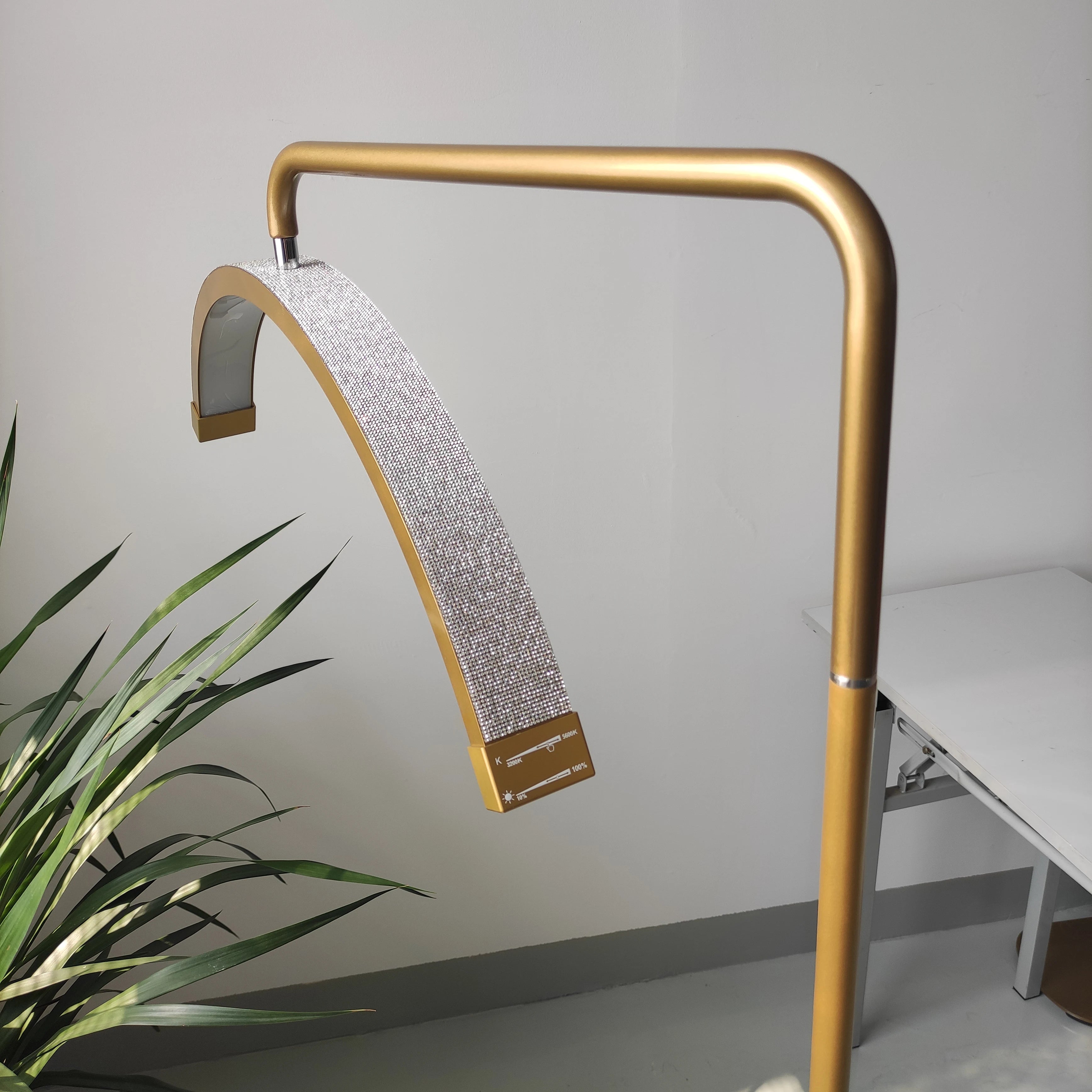 Fusitu Oversea Warehouse LED Half-Moon Shaped Light LED Lash Light With Floor Tripod Floor Video Light For Beauty Salon Makeup TAVEN System LLC