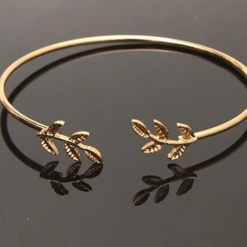 Foreign Fashion Burst Fashion Personality Leaf Bracelet Open Leaf Bracelets For Women Cuff Bracelets Armbanden Voor Vrouwen TAVEN System LLC