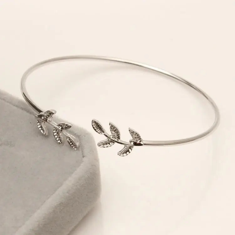 Foreign Fashion Burst Fashion Personality Leaf Bracelet Open Leaf Bracelets For Women Cuff Bracelets Armbanden Voor Vrouwen TAVEN System LLC