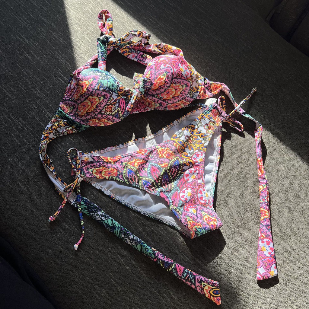 2025 European and American New Hard Cup Flower Totem Strap Split Swimsuit Bikini Bikini Cross-Border Amazon TAVEN System LLC