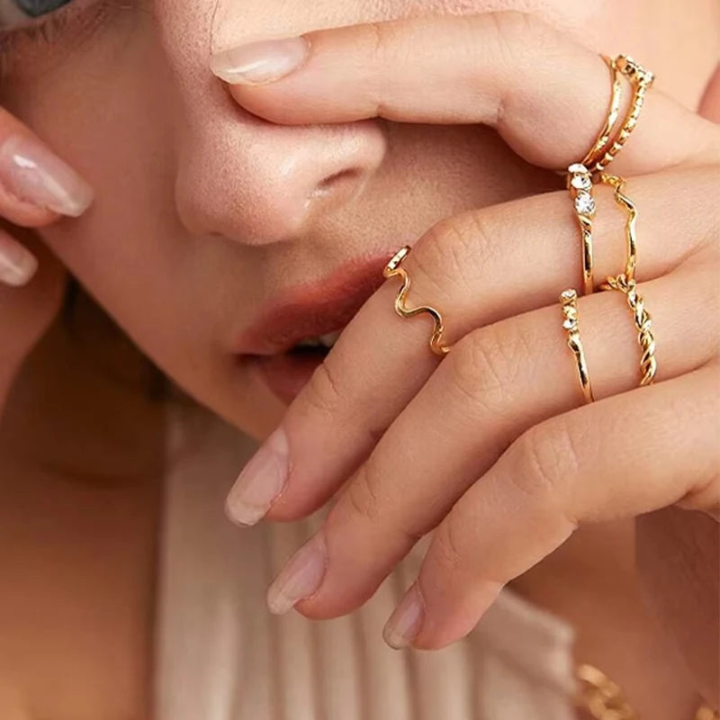 Fashion Geometric Knuckle Rings Set For Women Vintage Crystal Heart Gold Color Rings Girls Party Jewelry Accessories Gifts 2025 TAVEN System LLC