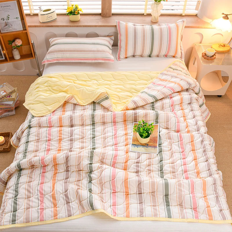 Breathable Quilted Summer Blanket Cooling Skin-friendly Comforter Soft Lightweight Quilt Well-vetilated Single Double  Duvet Set TAVEN System LLC