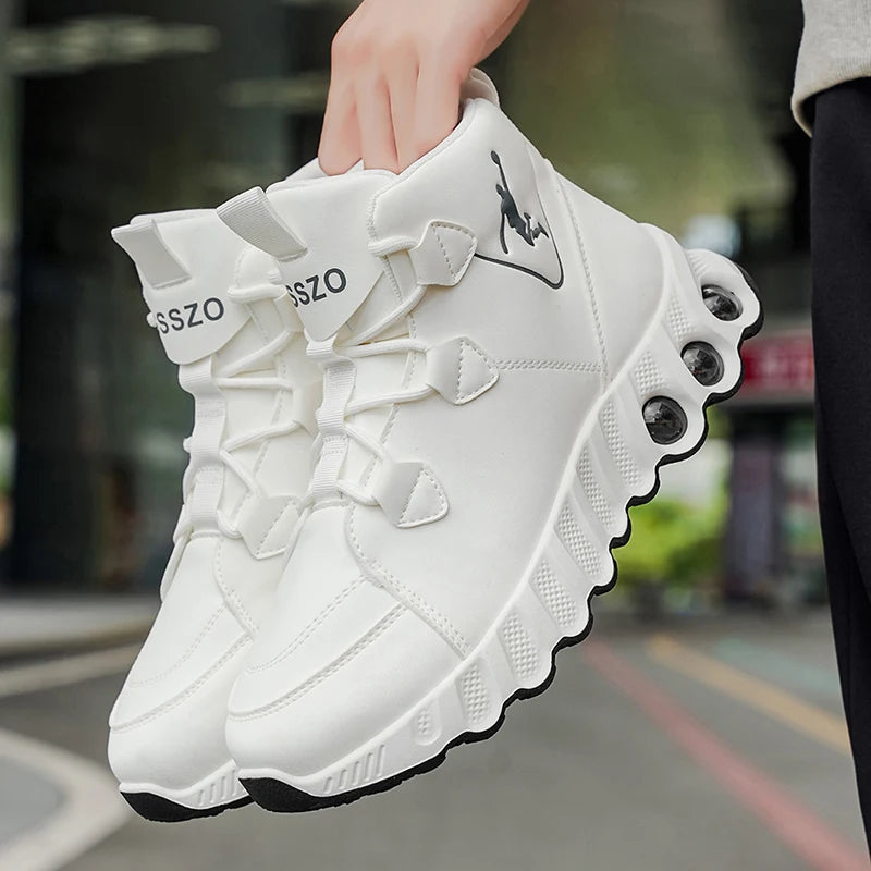 One pair of simple and fashionable mid-top basketball shoes. Thickened, soft, shock-absorbing, wear-resistant TAVEN System LLC