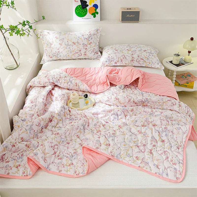 Breathable Quilted Summer Blanket Cooling Skin-friendly Comforter Soft Lightweight Quilt Well-vetilated Single Double  Duvet Set TAVEN System LLC