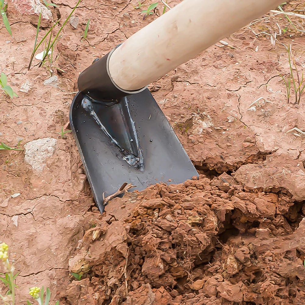 Carbon steel garden hoe for digging weeding and soil loosening