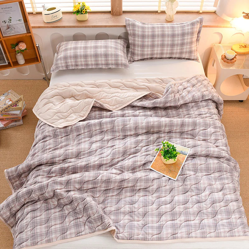 Breathable Quilted Summer Blanket Cooling Skin-friendly Comforter Soft Lightweight Quilt Well-vetilated Single Double  Duvet Set TAVEN System LLC