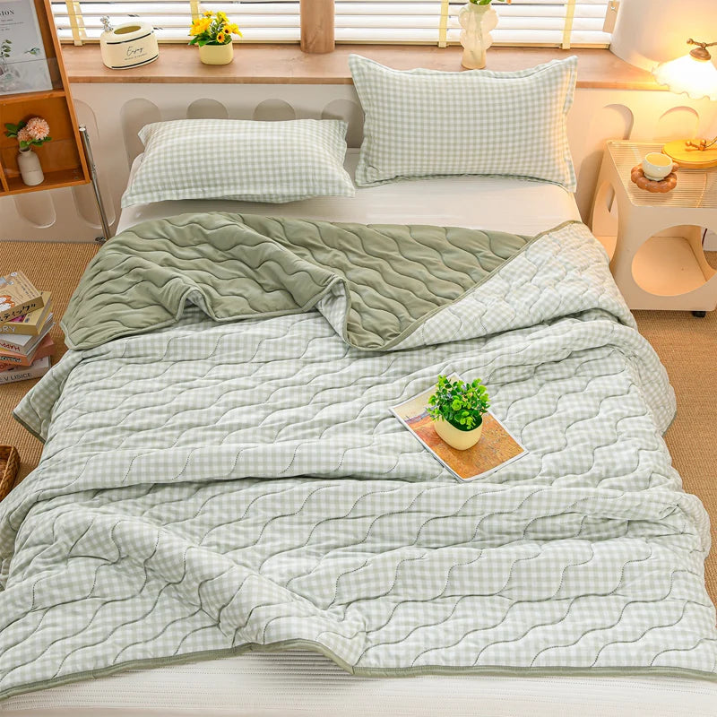 Breathable Quilted Summer Blanket Cooling Skin-friendly Comforter Soft Lightweight Quilt Well-vetilated Single Double  Duvet Set TAVEN System LLC