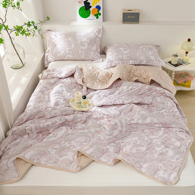 Breathable Quilted Summer Blanket Cooling Skin-friendly Comforter Soft Lightweight Quilt Well-vetilated Single Double  Duvet Set TAVEN System LLC