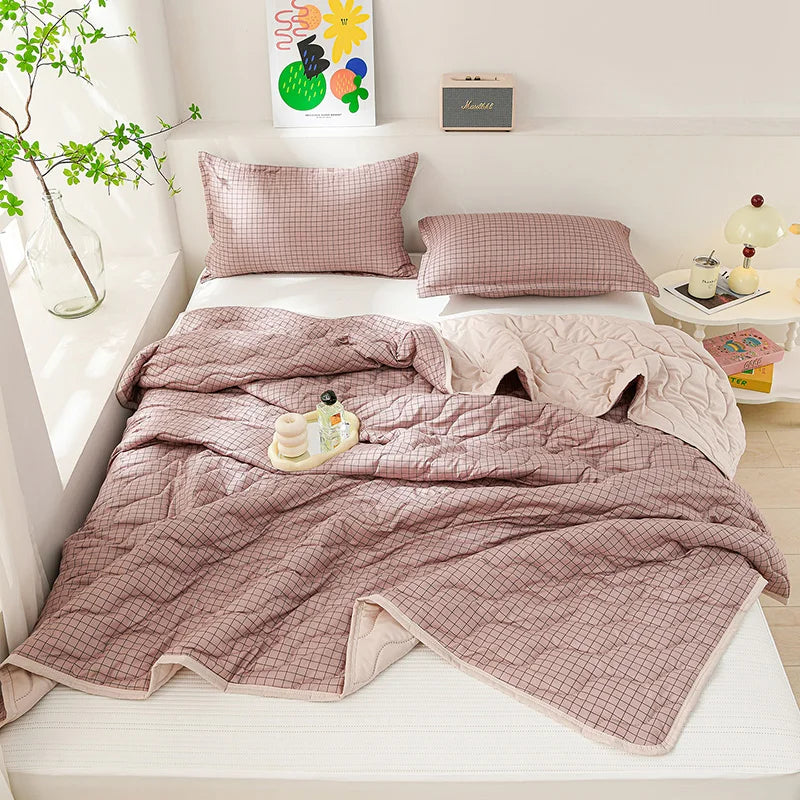 Breathable Quilted Summer Blanket Cooling Skin-friendly Comforter Soft Lightweight Quilt Well-vetilated Single Double  Duvet Set TAVEN System LLC