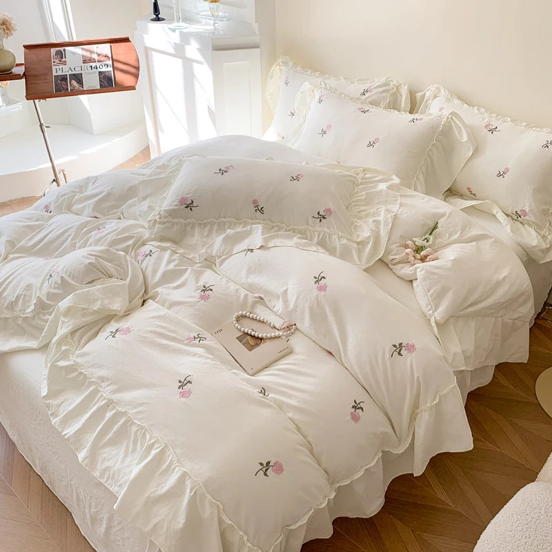 3pcs Rose Embroidered Duvet Cover Set (1*Duvet Cover + 2*Pillowcase, Without Core), Princess Style Lace Bedding Set TAVEN System LLC