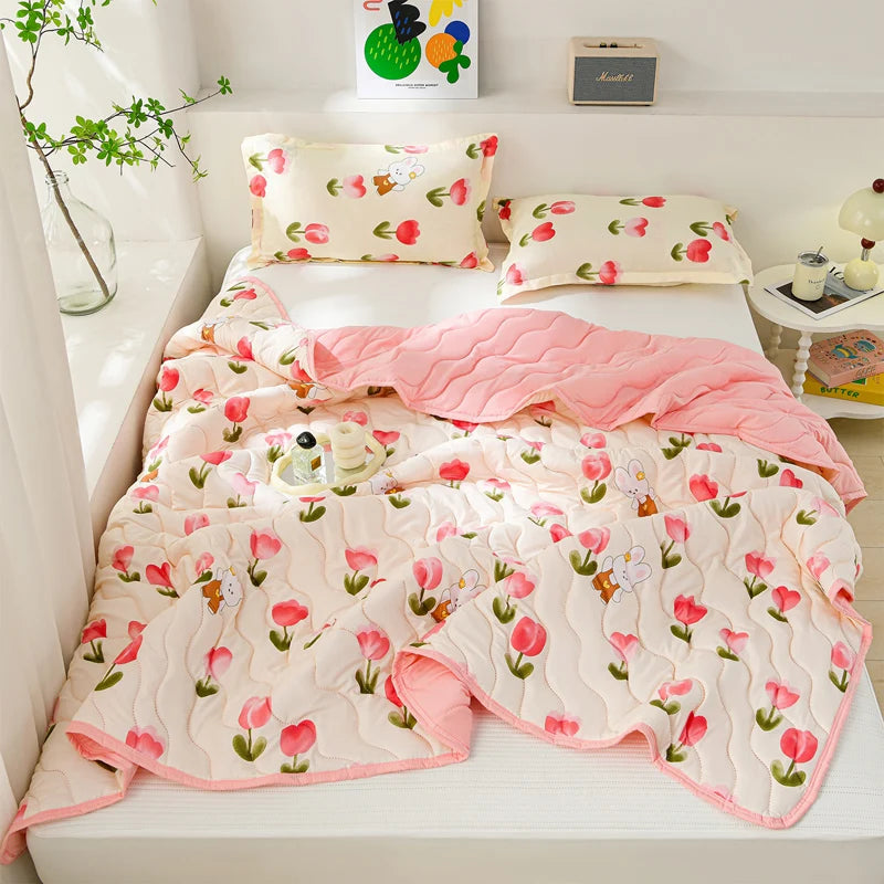 Breathable Quilted Summer Blanket Cooling Skin-friendly Comforter Soft Lightweight Quilt Well-vetilated Single Double  Duvet Set TAVEN System LLC