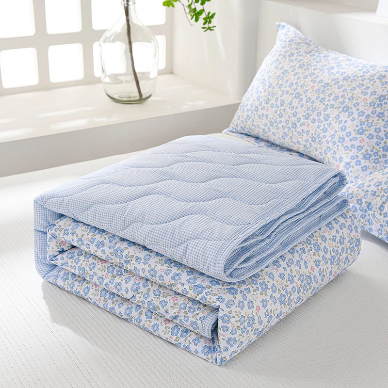 Breathable Quilted Summer Blanket Cooling Skin-friendly Comforter Soft Lightweight Quilt Well-vetilated Single Double  Duvet Set TAVEN System LLC