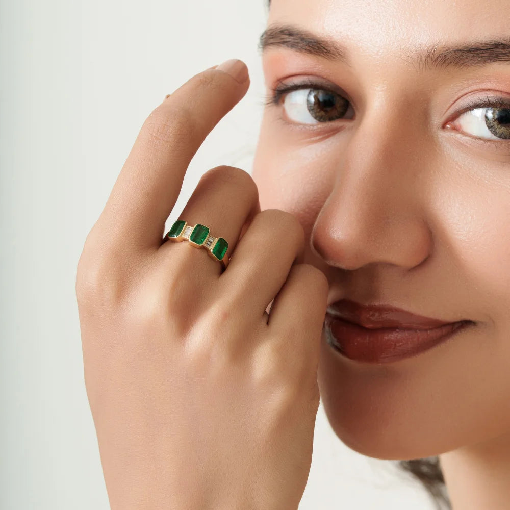 Best Trending Products 14K Real Yellow Gold Natural Emerald & Diamond Stacking Three Stone Ring Factory Wholesale Price Jewelry TAVEN System LLC