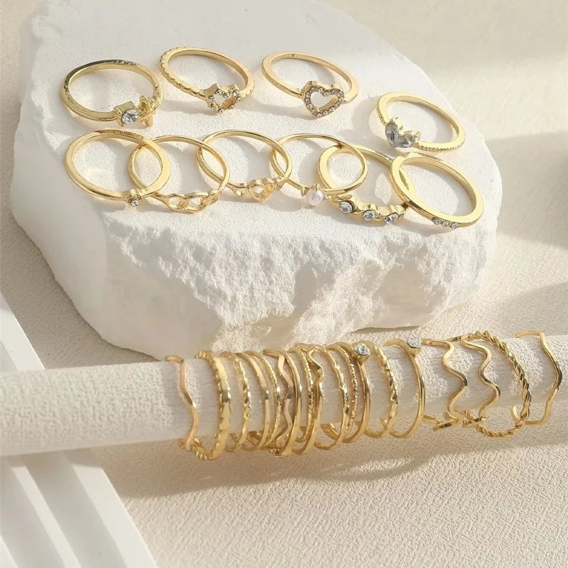 Fashion Geometric Knuckle Rings Set For Women Vintage Crystal Heart Gold Color Rings Girls Party Jewelry Accessories Gifts 2025 TAVEN System LLC