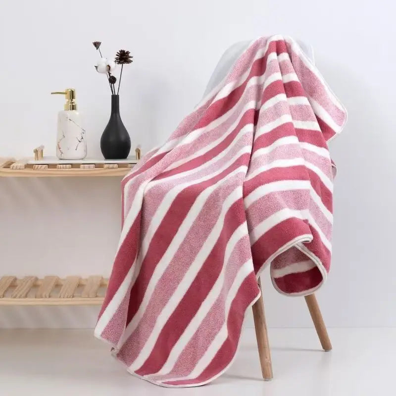 70x140cm thick bath towel strong water absorption and quick drying non shedding durable Ultra Soft - very suitable for families beaches TAVEN System LLC