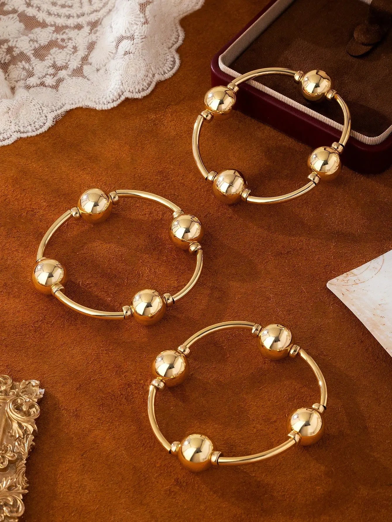 3-piece retro pearl bracelet set, European and American style, suitable for women's beach, dating, fashion photography, holiday TAVEN System LLC