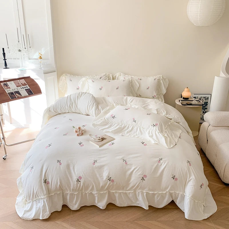 3pcs Rose Embroidered Duvet Cover Set (1*Duvet Cover + 2*Pillowcase, Without Core), Princess Style Lace Bedding Set TAVEN System LLC