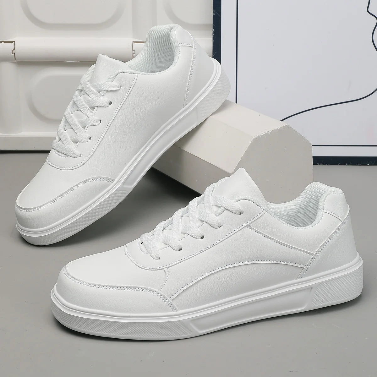 Men Casual Sneakers Lightweight Breathable Non Slip Sports Shoes