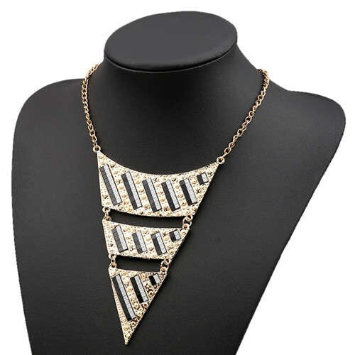Fluorescent Decorations Bold Triangle Pendant High Fashion Women Costume Bib Necklace - Purple JewelryBund